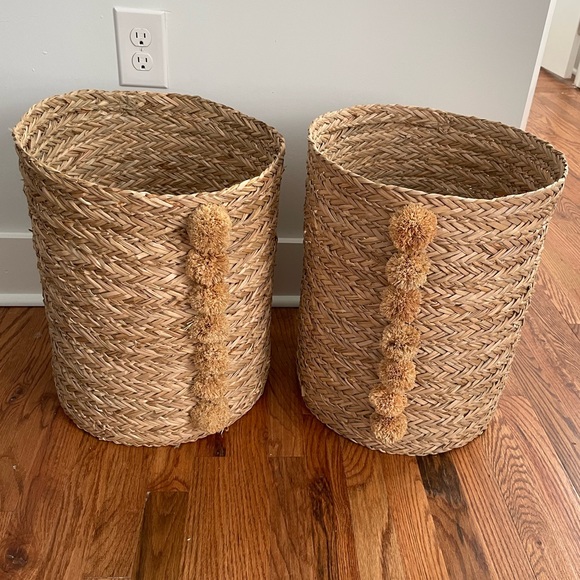 Opalhouse Accents 2 Large Braided Seagrass Round Basket Natural